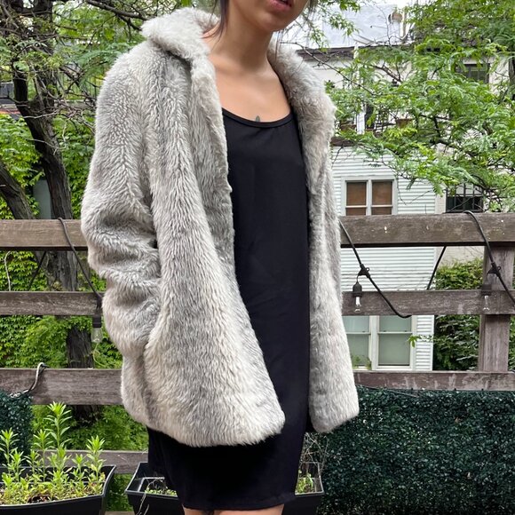 Vintage Gray Faux Fur Coat / Grunge Y2K Heroin Chic Winter Jacket  - UK 14 - Picture 1 of 10